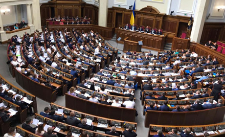 Стало відомо скільки зарплати отримали нардепи від Херсонщини за роботу у вересні