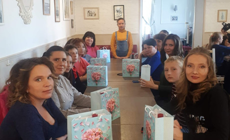 "Краса без обмежень". У Переяславі особливих жінок перевтілили на моделей