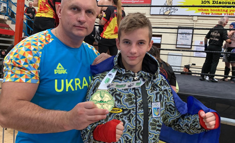 Олексій Плісак виборов золото на чемпіонаті світу з кікбоксингу