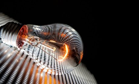 На яких вулицях Ворожби відключатимуть світло в листопаді?