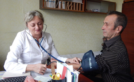 "Сімейний лікар, як той студент, - має навчатися постійно". Пів дня у переяславській поліклініці