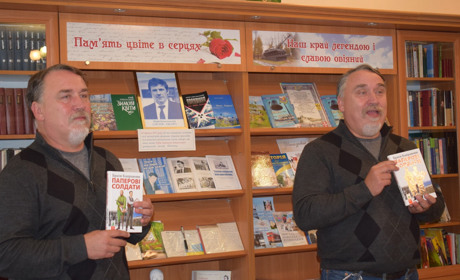 На перехресті двох доль: брати Капранови розповіли про нову книгу
