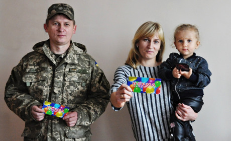 Фотоконкурс від СарниNews.City "Мій захисник": переможці отримали подарунки
