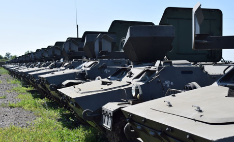 Армійські автомобілісти ремонтують, відновлюють і продовжують термін експлуатації автотехніки