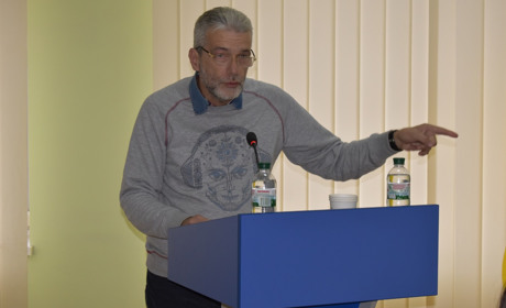 «Пропагандисти мають вірити у власні вигадки». Андрій Куликов – про журналістику, вибір та Василину