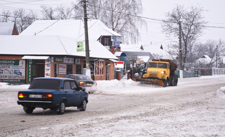 Дорожники Кагарличчини підготувалися до очищення від снігу та посипки місцевих доріг