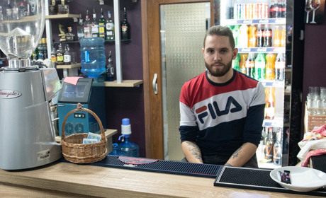 «Місто для спокійного життя»: як бармен з Москви переїхав жити у Добропілля