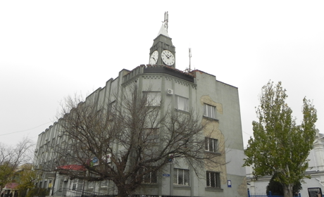 Фото дня. На одном из циферблатов «Биг-Бена» остановились стрелки