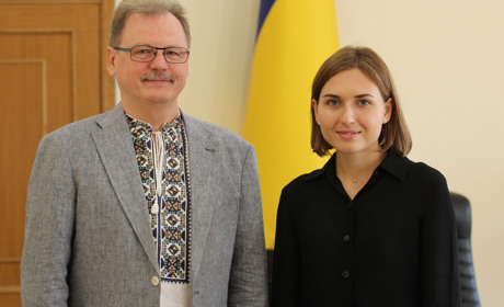 Учні, студенти та батьки відтепер можуть подати електронну скаргу в Службу освітнього омбудсмена