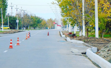 Погода позволяет: по всему Измаилу продолжаются ремонтные работы 