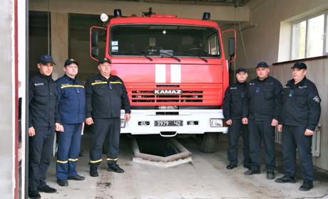 У Володимирці в пожежній частині відремонтували гараж, а рятувальники отримали новий спецавтомобіль 
