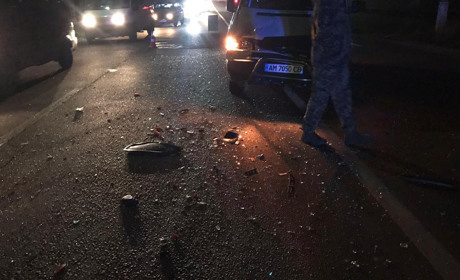 І знову ДТП: бус в'їхав у легковика