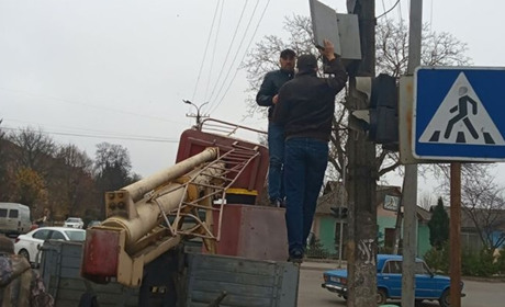 Світлофор в Барі пропрацював 33 роки, а останній раз ремонтувався 25 років тому