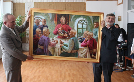 У Старокостянтинові відбулася ювілейна виставка художника Миколи Хіцінського (Фоторепортаж)