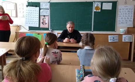 Первомайські школярі вивчали історію міста з краєзнавцем та волонтерами