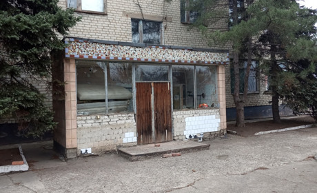 «Тут краще, ніж на квартирі, за яку треба віддати всю пенсію»: переселенці з дитячого садка