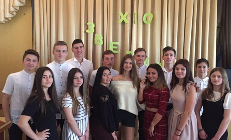 У Голині відбувся конкурс "Хто зверху": команда дівчат перемогла хлопців