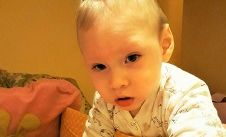 Помоги своим. Двухлетний Саша с ДЦП нуждается в лечении, чтобы сделать первые шаги