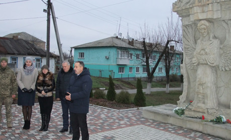 У Кагарлику пройшов мітинг з нагоди Дня Гідності та Свободи