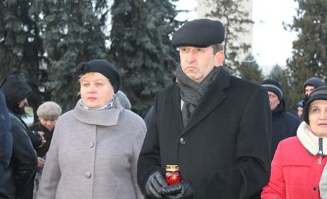 В Барі вшанували пам'ять жерт голодоморів: фотофакт