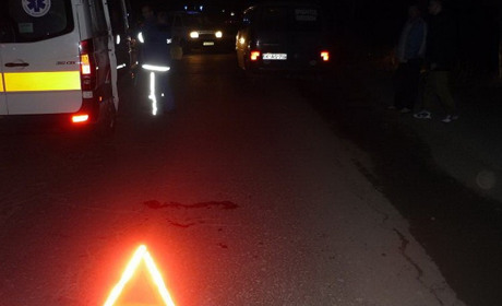 Поблизу Старокостянтинова ВАЗ злетів у кювет 