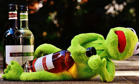 В Білозерському підлітки отруїлися алкоголем