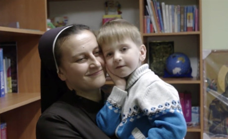 Покликання в покликанні: монахиня з Чорткова стала мамою для дев'ятьох сиріт