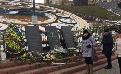 Кіцманські волонтери допомагають захисникам та їх сім’ям: листопадова добірка справ