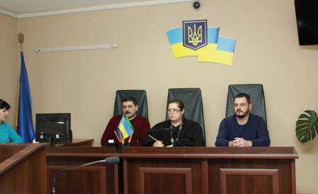 У Мені навчали новообраних присяжних суду