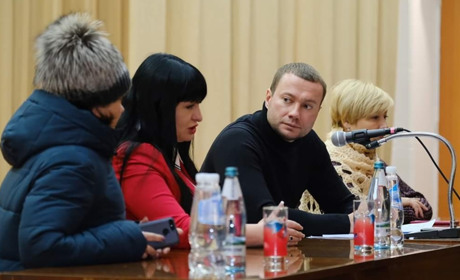 Павло Кириленко зустрівся з мешканцями Добропільського району