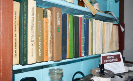 10 найцікавіших експонатів рашівської аптеки-музею