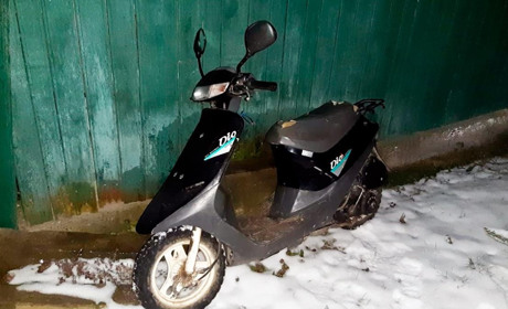 Упродовж години поліцейські знайшли викрадений у Неполоківцях моторолер 