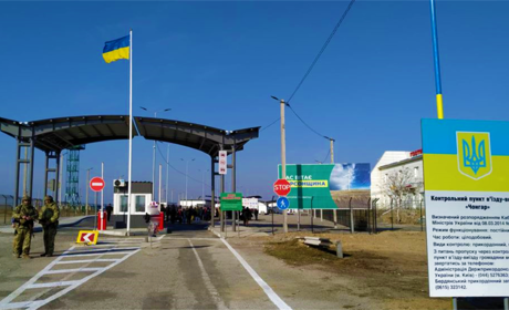 В ноябре через КПВВ «Чонгар» в обоих направлениях прошло более 80 тысяч людей