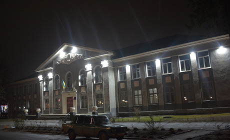 Нічна ілюмінація на вулицях Золотоноші