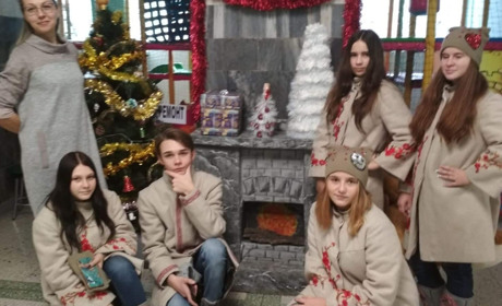 У Волновасі на благодійному ярмарку збирали кошти для хворих дітей : фото