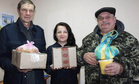 Солодкий подарунок багатодітним родинам від бджолярів Ніжинщини 