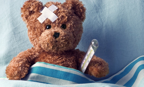 Чи справді звичайна застуда є "звичайною"? Як білопільцям не втрапити в халепу у разі самолікування?