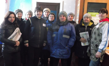 "Білопільщина" провела День передплатника у Ворожбі та порадувала своїх читачів солодощами