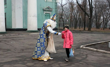 Святий Миколай привітав жителів Добропілля