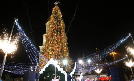 Новорічні ялинки інших міст і країн - які вони? 