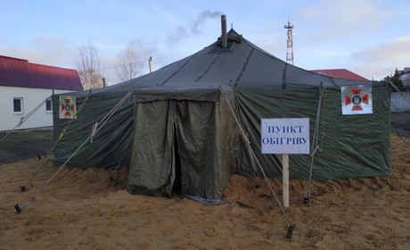 Рятувальники встановили пункт обігріву поруч з пожежно-рятувальною частиною