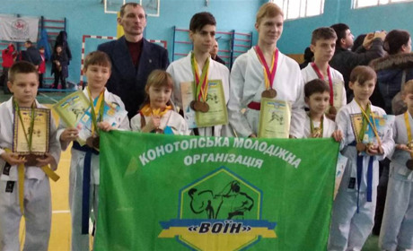 Конотопські каратисти перемогли на відкритому чемпіонаті Охтирки. Що про це відомо