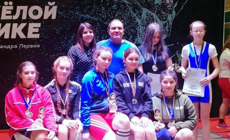 У Добропіллі провели обласні змагання з важкої атлетики