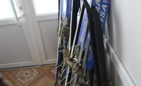 Сиротинські учні вже підготували лижі до спортивних змагань 