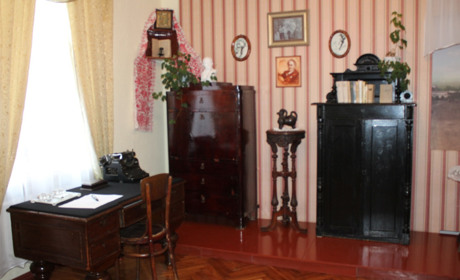 Історичними стежками нашого земляка: п’ять найцікавіших експонатів Білопільського музею О.Олеся