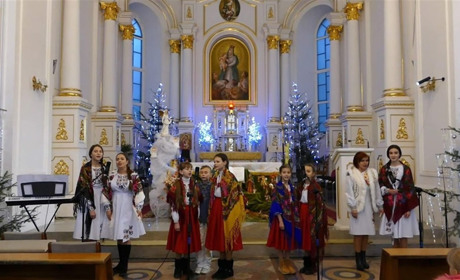 "Світло Вифлеємської зорі": у калуському костелі відзначили Різдво Христове