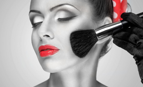 Який макіяж полюбляє Щур? Поради білопільського візажиста, як правильно підібрати для себе косметику