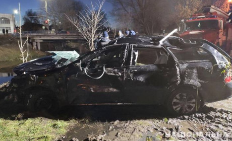 Ніжинська поліція встановлює обставини автопригоди на мосту через річку Остер 
