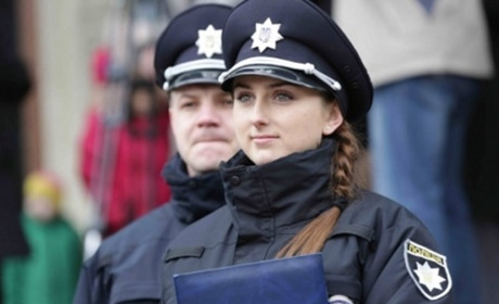 Випускників шкіл Сірогозщини запрошують на навчання у поліцейські виші України