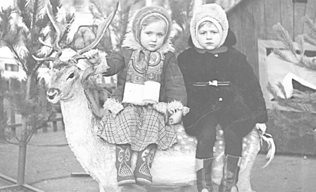 Фотопроект «Мгновение семейной истории». Как геничане встречали Новый год в прежние времена